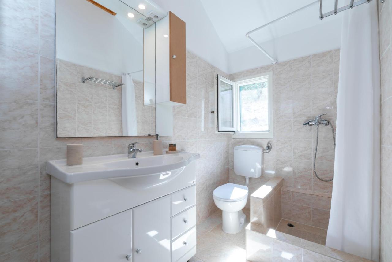 Holiday Home Liberan Vela Luka Bagian luar foto