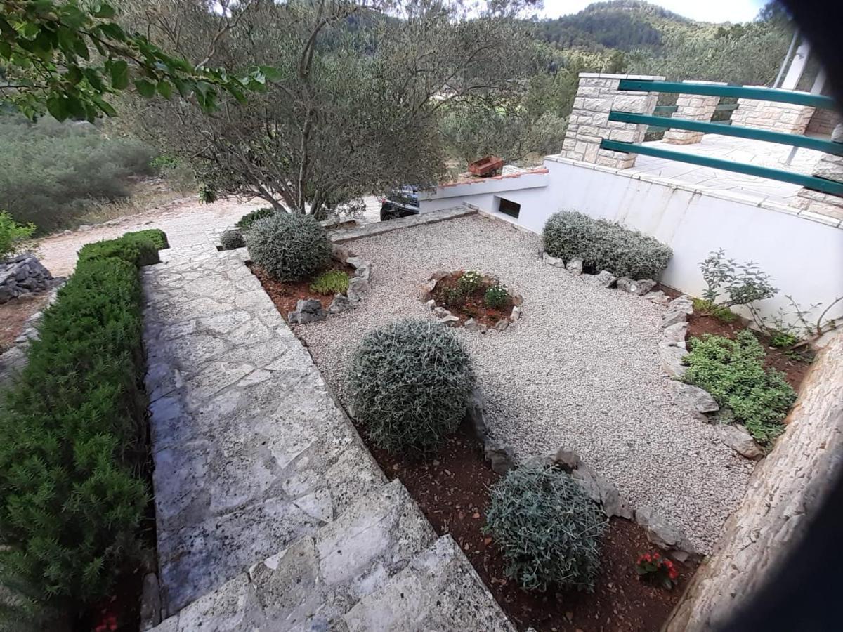 Holiday Home Liberan Vela Luka Bagian luar foto